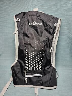 Free Knight Backpack, breathable, waterproof running hiking Black